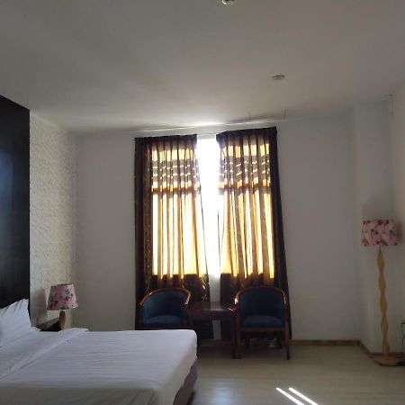 Ginasuite Kompleks27 Hotel Bandar Seri Begawan Kültér fotó
