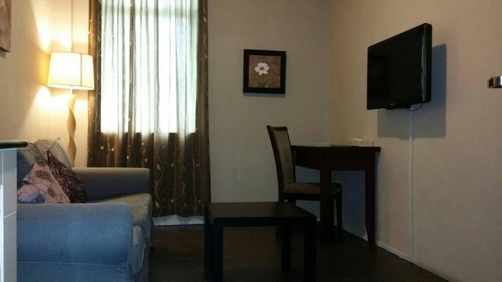 Ginasuite Kompleks27 Hotel Bandar Seri Begawan Kültér fotó